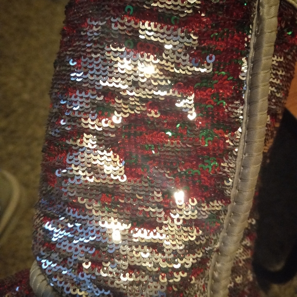 Reversible Uggs 5 LIKE NEW ! - Picture 10 of 10